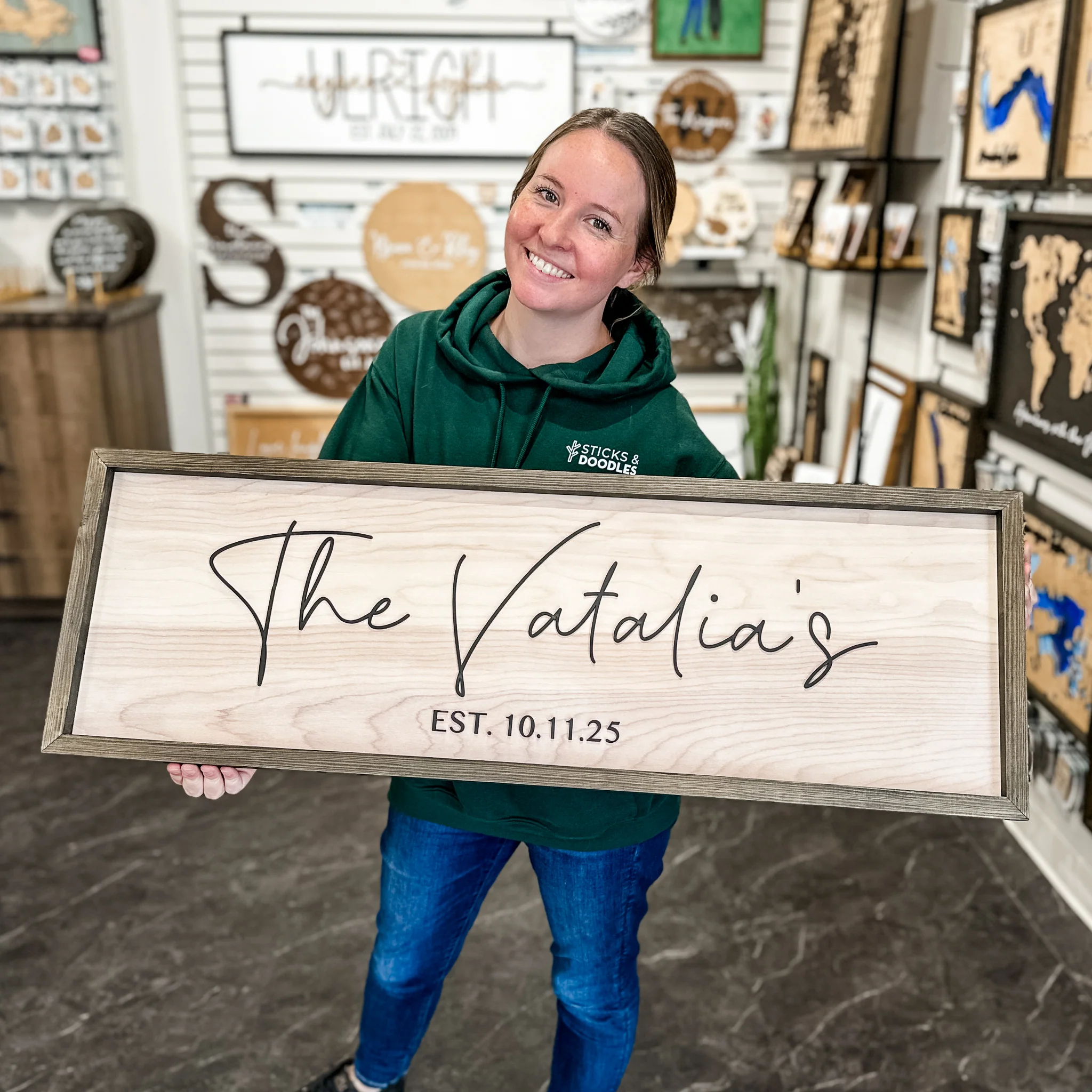 Legacy Framed Family Name Sign - Image 7